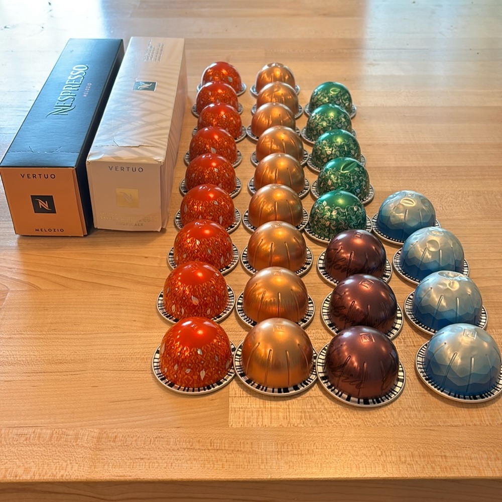 lot of 50 Nespresso Vertuo pods